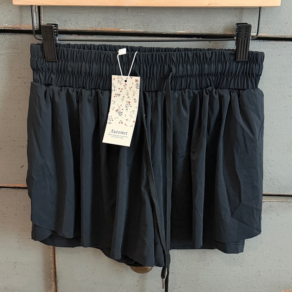 Automet Black Elastic-Waist Women's Athletic Shorts
